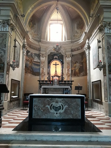 ChiesaSanLorenzo02.jpg